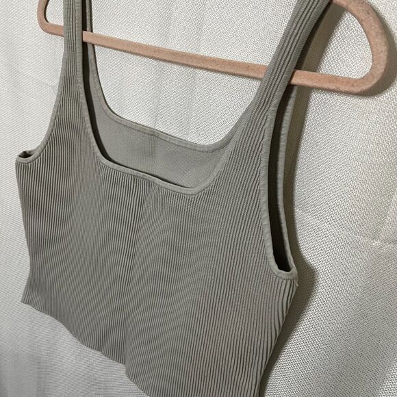 Aritzia Babaton Sculpt Knit Squareneck Cropped Tank 2X Matte Pearl Tan - Picture 10 of 12